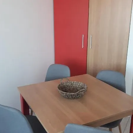 Apartment Tes Gardens Apertments *
