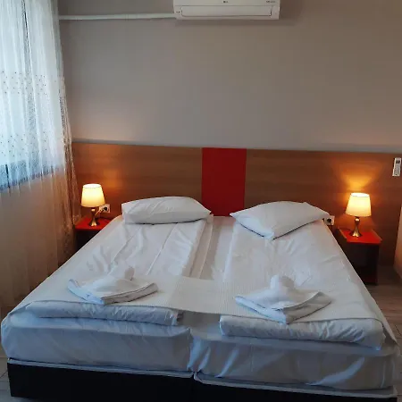 Apartment Tes Gardens Apertments Borowez